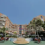 Apartamento Apartment *