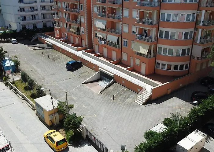 Apartment Golem (Tirana)